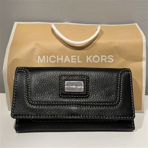 michael kors brookville carryall wallet|Michael Kors Brookville Carryall Leather Wallet Clutch Womens.